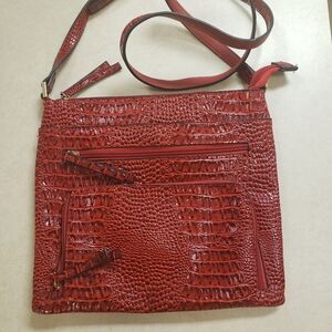 Red Shiny Faux Leather Snake Croc Textured Multi Pocket Crossbody Purse